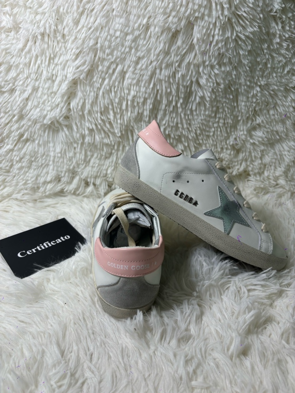 Golden Goose sneakers- like new - Picture 4 of 8